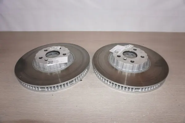 Étriers & Disques Frein OEM 6899133 - 17km image 3
