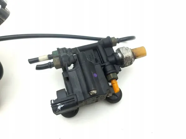 Land Rover Ilmajousitus taka OEM 140726A image 6