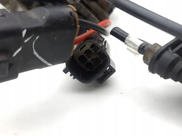 Land Rover Ilmajousitus taka OEM 140726A image 8