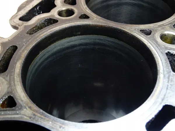 Moottorilohko OEM 03L021CA Skoda Superb II:lle image 3