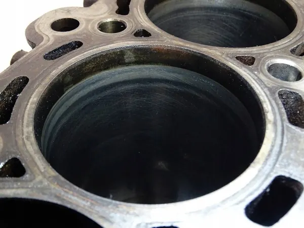 Moottorilohko OEM 03L021CA Skoda Superb II:lle image 4