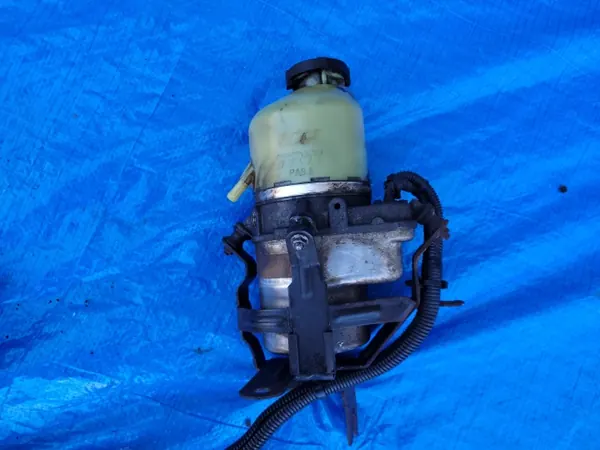 Pompe direction OEM 26961355 pour Opel Astra H image 4