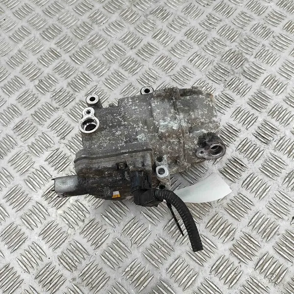 Compressore aria condizionata Toyota Auris Prius Hybrid OE image 4