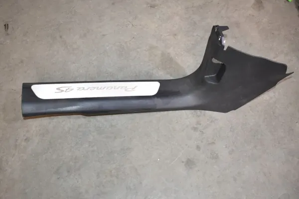 OEM 971863483 Vasen kynnyssuoja Porsche Panamera 971 image 2
