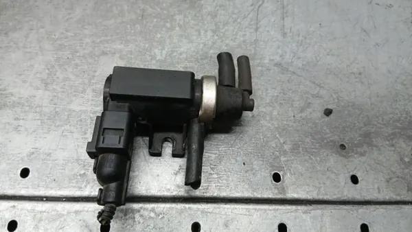 Undertrycksventil OEM 1J0306627 för Ford Galaxy 1.9TDI image 2
