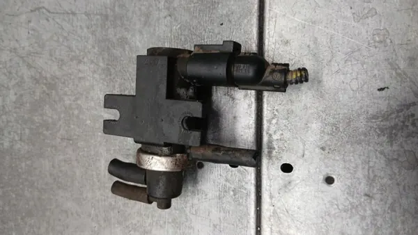 Undertrycksventil OEM 1J0306627 för Ford Galaxy 1.9TDI image 3