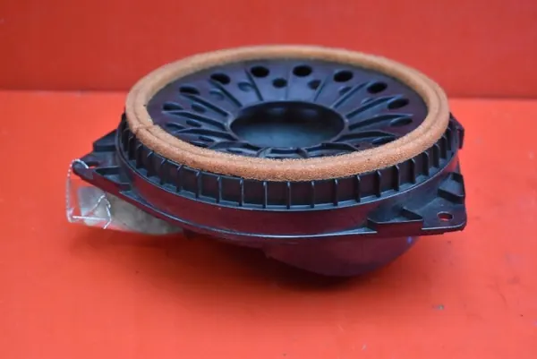 Altavoz JBL OEM 861600WV60 Trasero Derecho Toyota Prius image 3