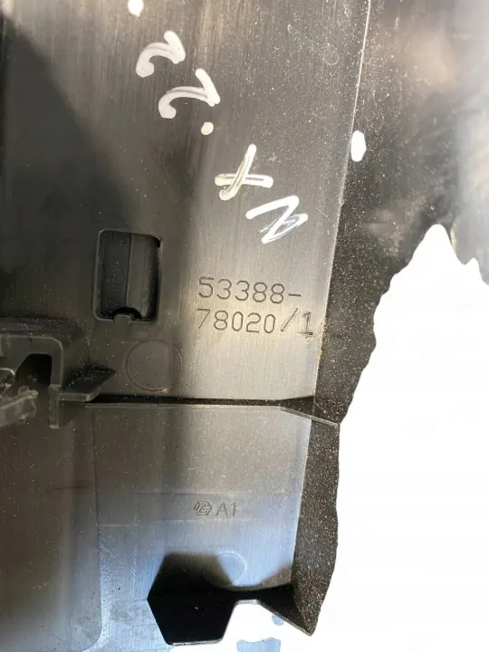 Lexus NX Motorhaubenschlossabdeckung OEM 5338878020 image 5
