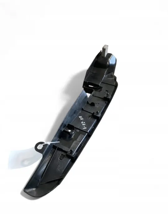 Lexus NX Motorhaubenschlossabdeckung OEM 5338878020 image 9