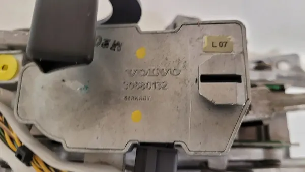 Lenkmechanismus VOLVO V50 2.0L Diesel 2006 image 8