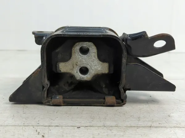 Motorsteun Hyundai Kona OEM 21824-F2000 - Gebruikt image 2