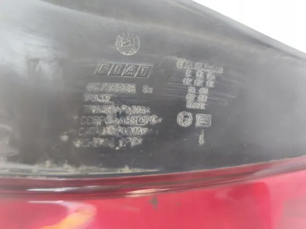 Lámpara trasera izquierda Fiat Stilo 2001-2003 Pre-Facelift 46758988 image 5