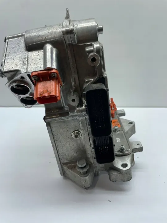 Inversor de voltaje OEM Chrysler Pacifica 2021 - Usado image 3