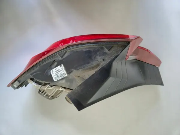 Lámpara Trasera Derecha Sin LED Fiat Tipo Sedan 2015- OE 51984487 image 2