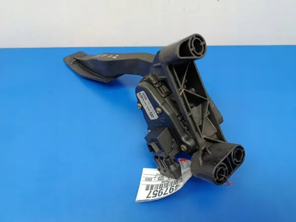 Pédale d'accélérateur Opel Astra G 1.7DTI OEM 9157998BK image 3