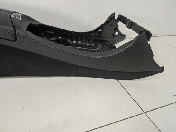 Console central apoio de braço EU Mercedes E-Class W213 Kombi AMG image 10