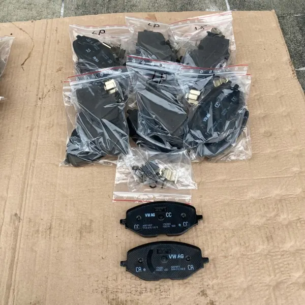 VW Golf 8 Etujarrutulpakat OEM 5WA615115D Sarja image 8