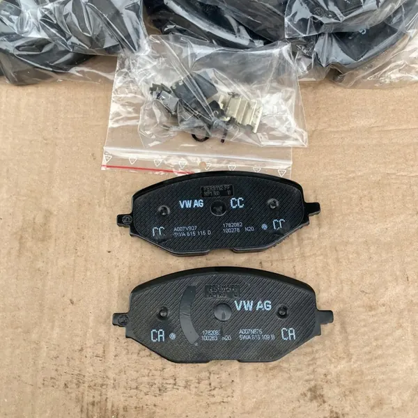 VW Golf 8 Etujarrutulpakat OEM 5WA615115D Sarja image 9