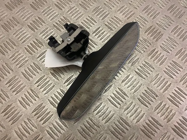 Land Rover Evoque II Taustapeili OEM J8A217E678AA image 5