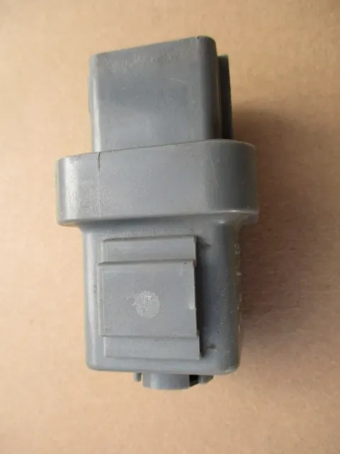 KIA SPORTAGE III Rela 36830-2F150 image 2