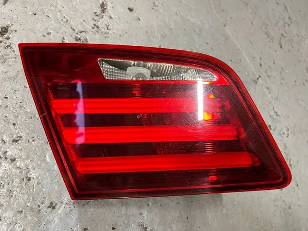 Luz trasera izquierda derecha BMW F10 Sedan image 3
