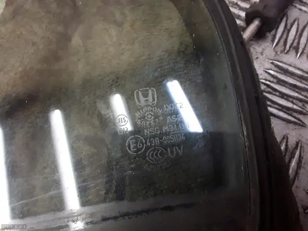 Honda Dörrglas OEM 43R005834 - Begagnad image 3