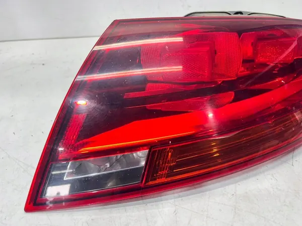 Höger Baklampa Audi TT 8J image 2