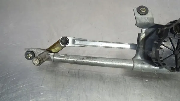 Etupyyhkijän mekanismi Volkswagen Lupo 1.7 OEM image 7