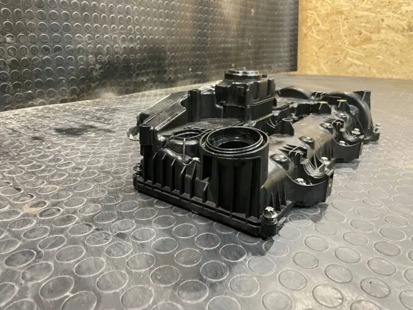 Mercedes A654 Venttiilikansi OEM A6540167100 image 4