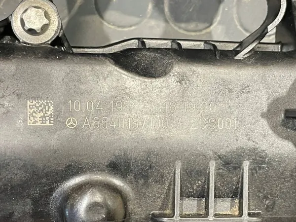 Mercedes A654 Venttiilikansi OEM A6540167100 image 7
