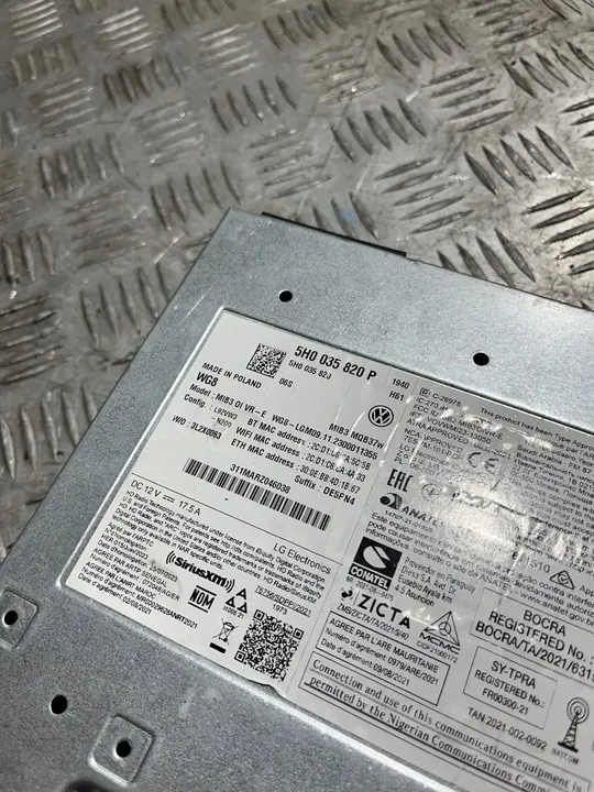 Multimedia-Kartenleser VW Golf VIII 19- 5H0035820P image 2