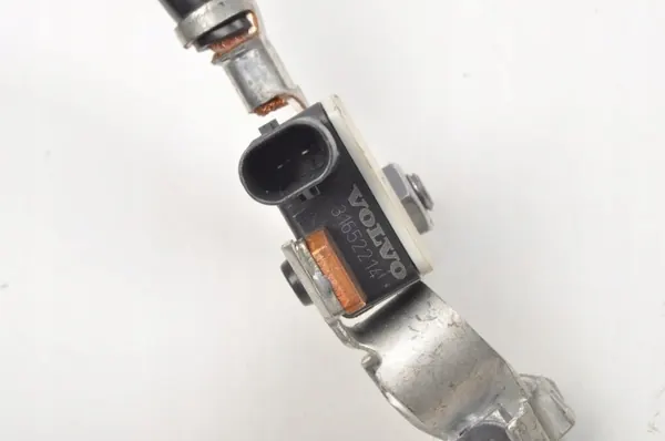 Volvo XC60 II Clamp Pyrotechnique Batterie OEM 31652214 image 5