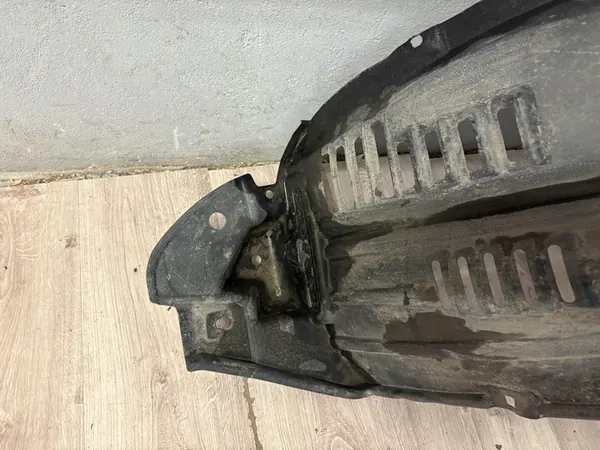 Land Cruiser Prado Front Right Wheel Arch 53805-60120 image 2