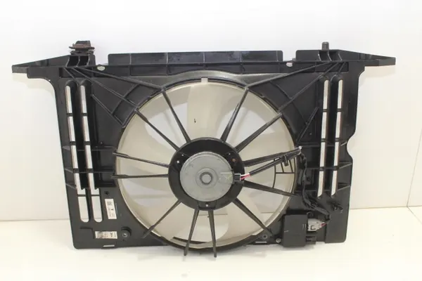 Ventilador de arrefecimento OEM 360148439 Toyota Auris image 4