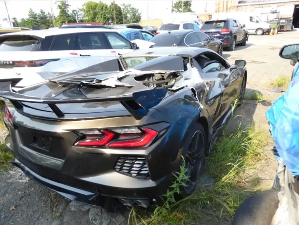 Bremsbeläge Vorderachse OEM 85614851 8mm Corvette C8 image 7