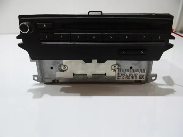 BMW OEM 9273187 Radio-Navigointiyksikkö E90/E91/E92/E93 image 2