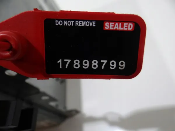 BMW OEM 9273187 Radio-Navigointiyksikkö E90/E91/E92/E93 image 3