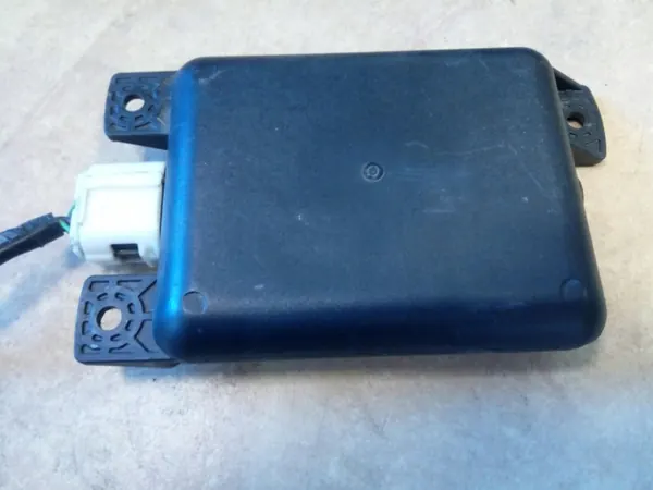 Mazda CX-3 Toter-Winkel-Sensor OEM D24H-67Y80 image 5
