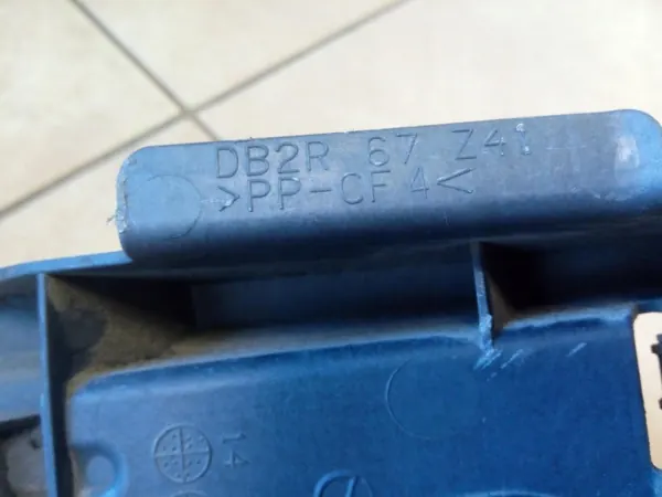 Mazda CX-3 Toter-Winkel-Sensor OEM D24H-67Y80 image 8
