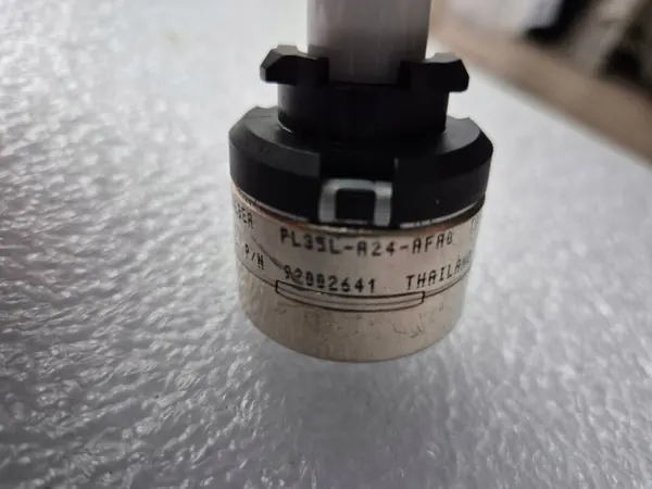 Motor farol esquerdo VW Arteon OEM 92002641 image 4