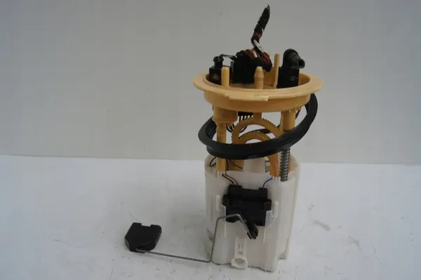 Brandstofpomp VW TIGUAN (AD1) 2.0L diesel 2018 5QA919050C image 3