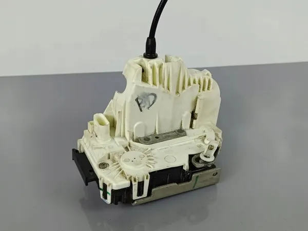 Vordertürschloss Dodge Durango 2018 P04589924AH image 2