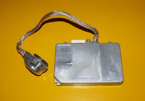 Xenon-förkoppling OEM Vänster/Höger för Subaru Legacy V image 3
