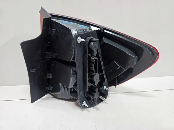 Luz trasera izquierda BMW X1 E84 LED 63212992477 image 7