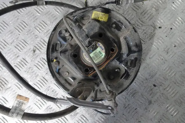 OEM 52730-H8500 Moyeu Tambour Arrière Gauche image 5
