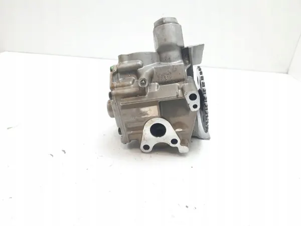 Bentley Continental Oliepomp OEM 07D115105K image 3