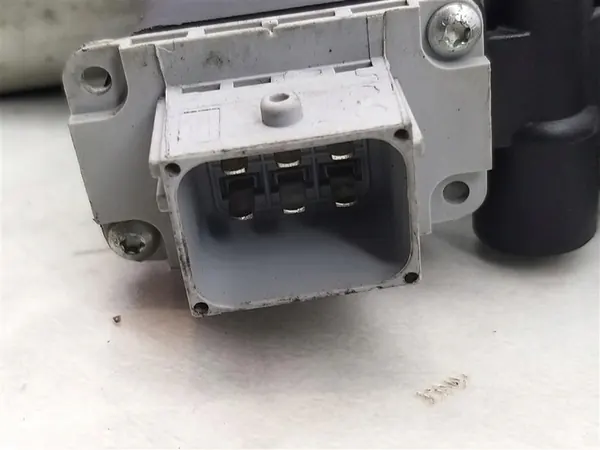 Elevador de vidro dianteiro direito Fiat Doblo II 2010-2022 OEM image 4