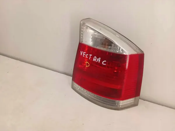 TYC Bakljus Opel Vectra C Lift 05-09 image 3