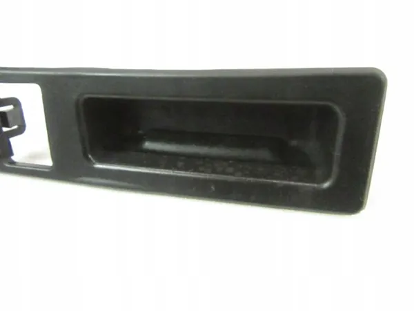 Botón maletero BMW OEM 7345700 con cámara image 3