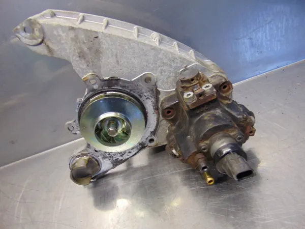 Pompe à injection OEM 0445010181 pour Iveco Daily 3 image 3
